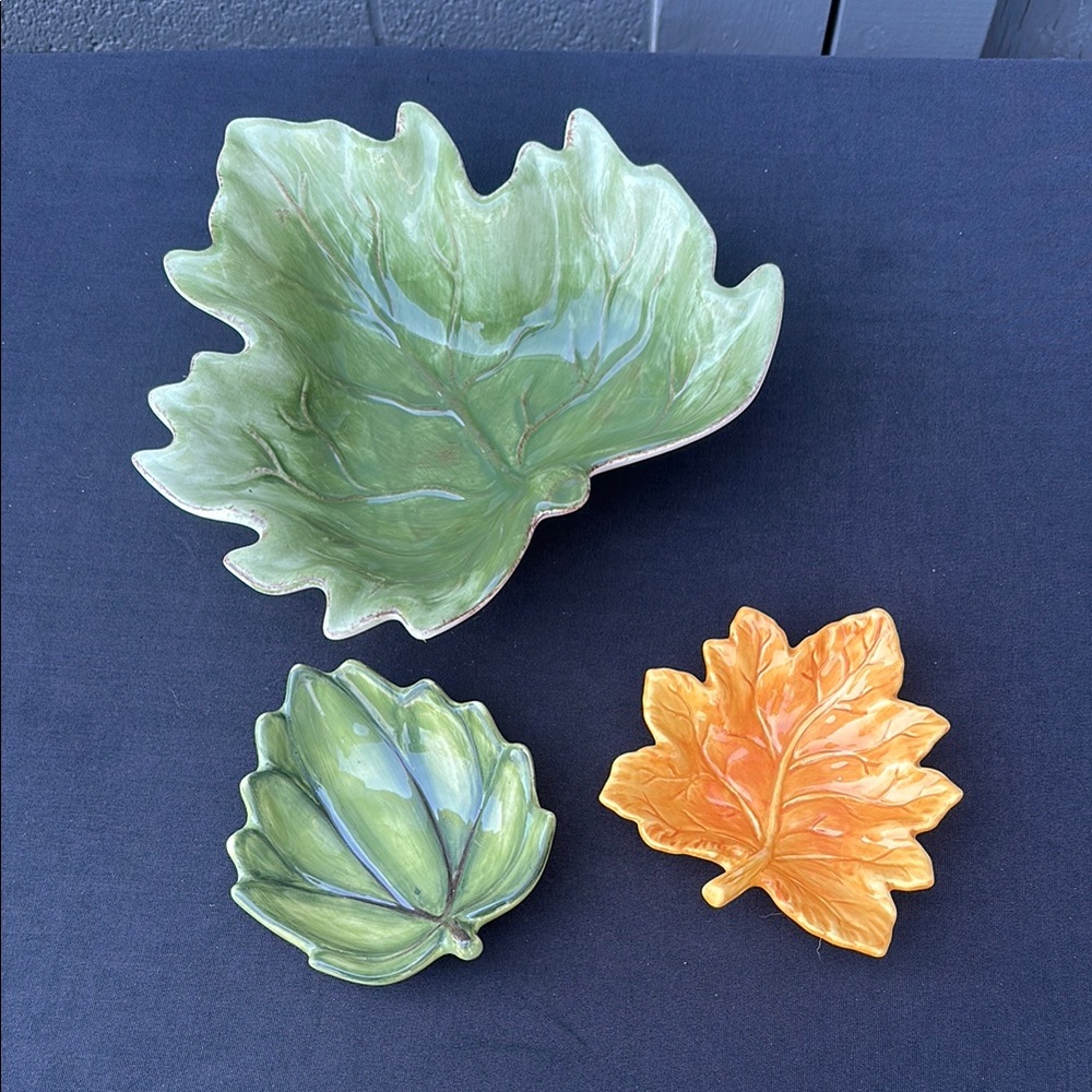 Leaf Shaped Ceramic Dish Set in Green and Orange
